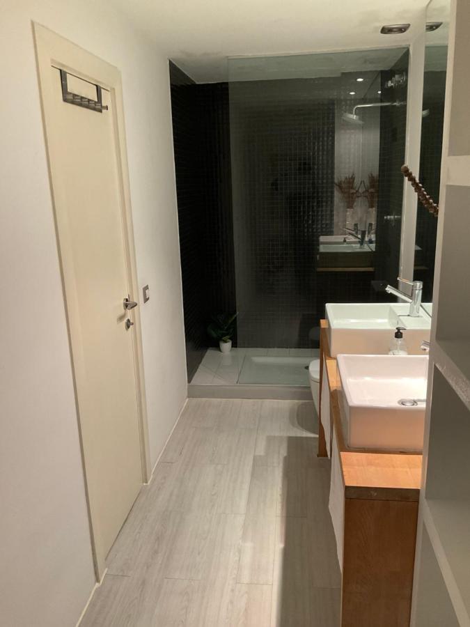 Habitacion Y Bano En Planta Independiente En Centro De Sevilla المظهر الخارجي الصورة
